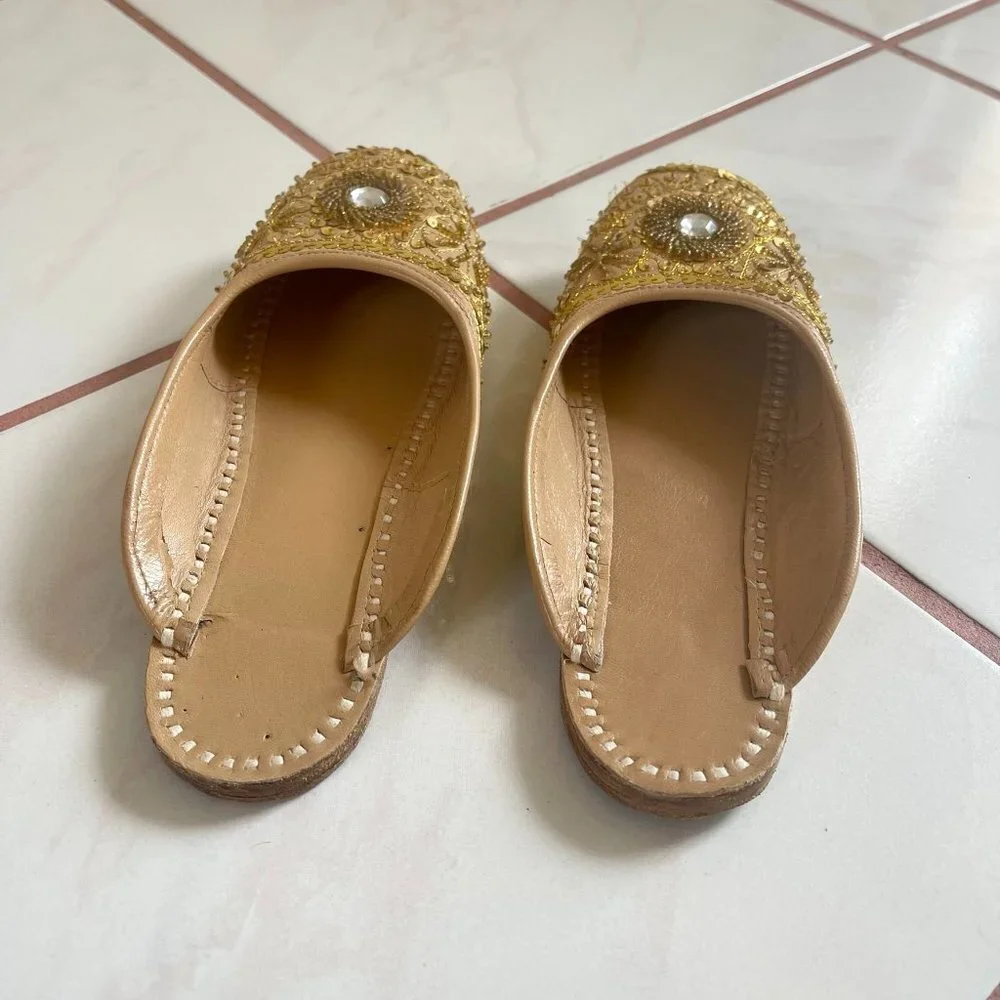 Sequined Embroidered Leather Flat Shoes Boho Flats Hand Made in India US Size 37 - Picture 5 of 10